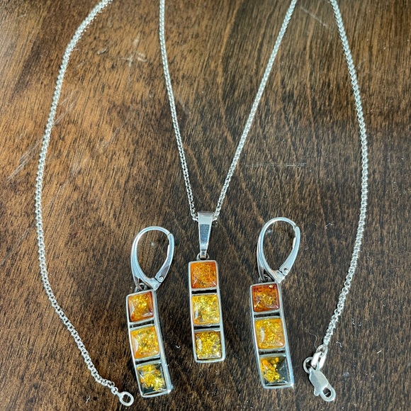 Amber Drop Earrings + Necklace Set - Picture 13 of 13